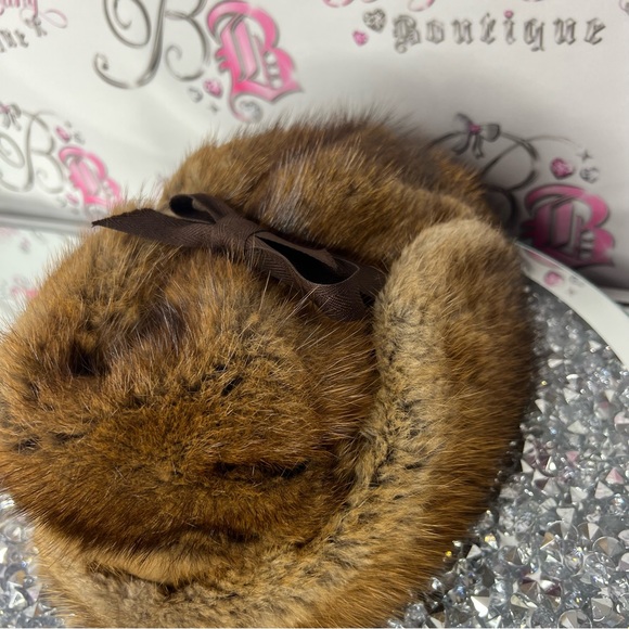 Beaver fur hat toque winter handmade ribbon tie up top military style warm furry - Picture 9 of 10